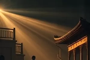 横版剧照：《纸鸢少年》黄昏操场上空飞起的纸鸢
